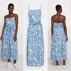 GAP Sundress Woman Medium Blue White Floral Dress Feminine Strappy Bow Tie NWT